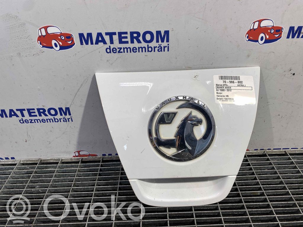 Opel Astra J Maniglia esterna del portellone posteriore/bagagliaio 