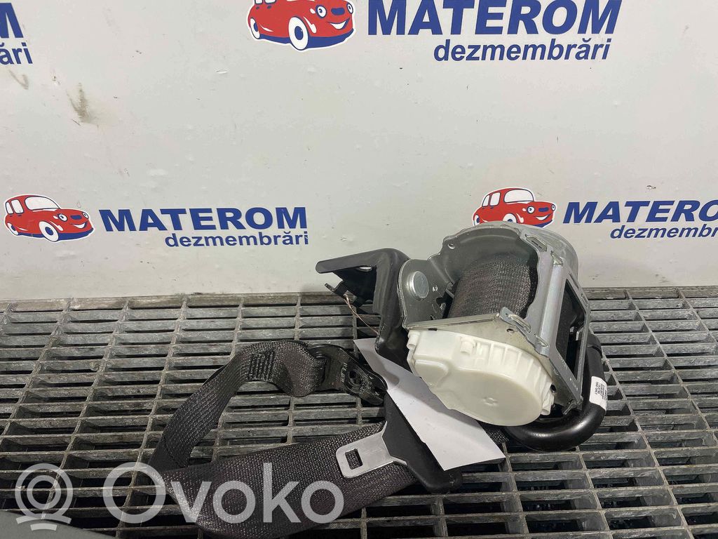 Opel Astra K Cinturón trasero 