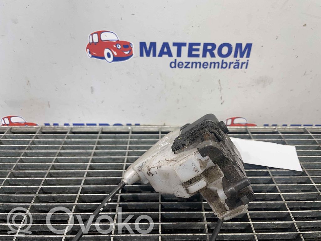 Citroen C3 Zamek drzwi tylnych 