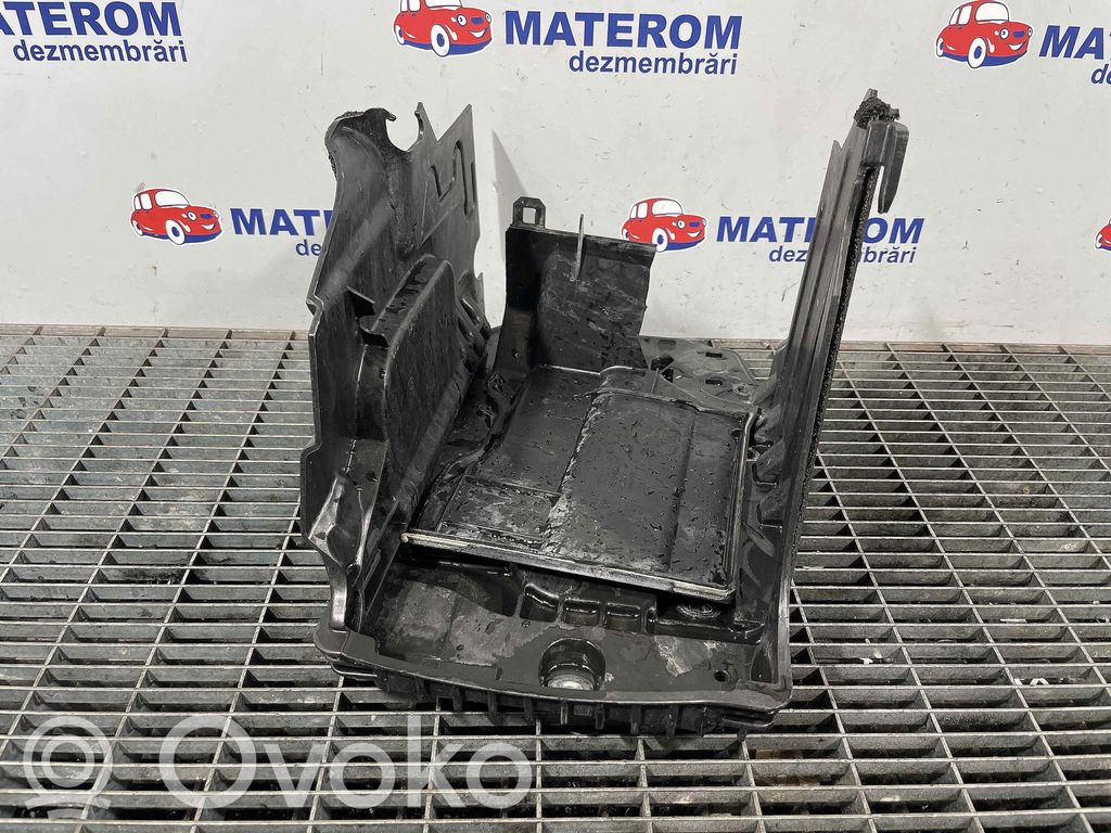 Volvo V70 Dzinēja spilvens 