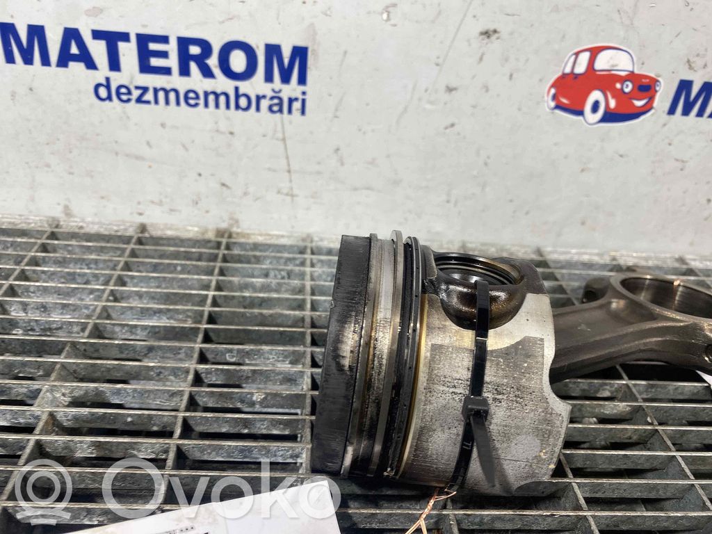 Dacia Dokker Mäntä 