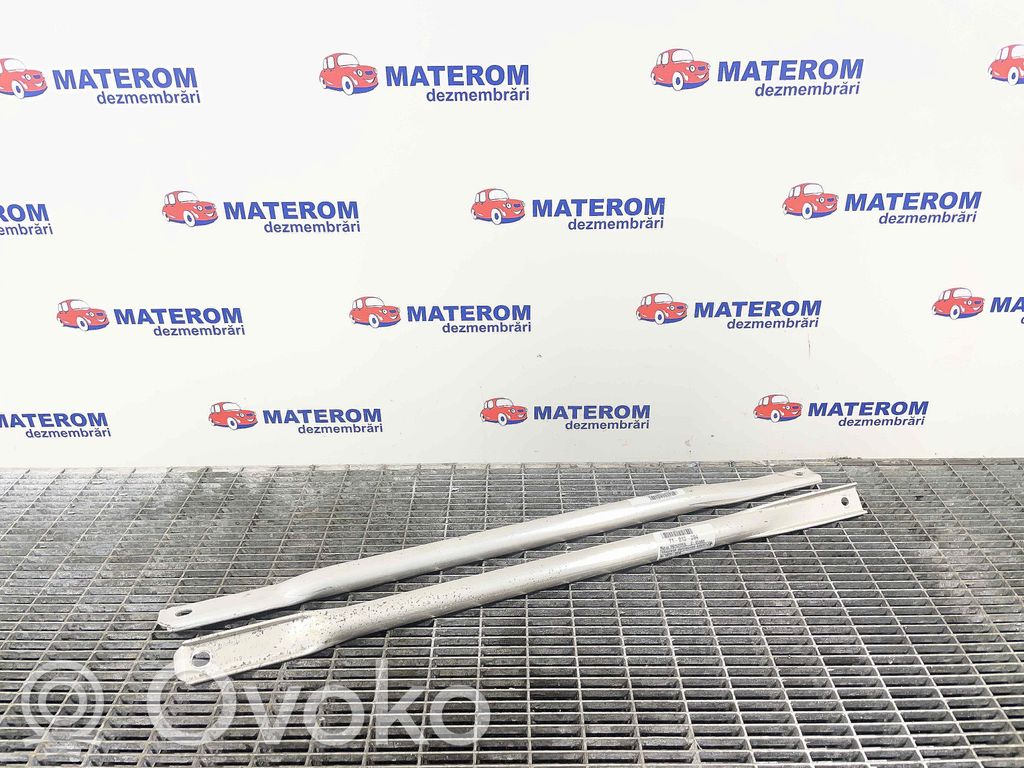 Mercedes-Benz C W205 Supporto per montante superiore anteriore