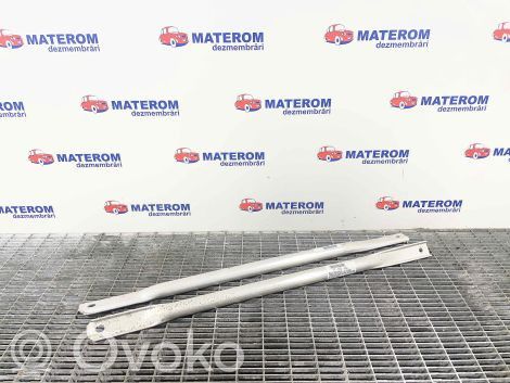 Mercedes-Benz C W205 Supporto per montante superiore anteriore