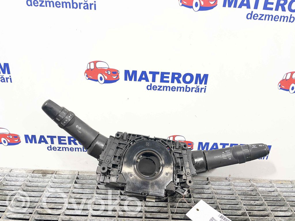 Mitsubishi L200 Piloto intermitente del guardabarros delantero 
