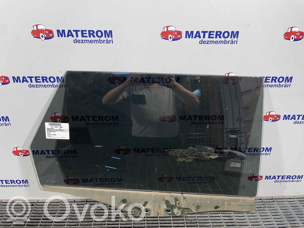 Audi A6 S6 C6 4F Rear door window glass 