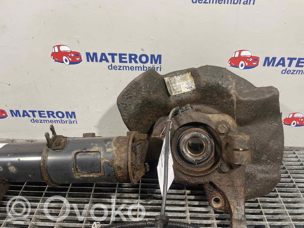 KIA Sorento Achsschenkel vorne 