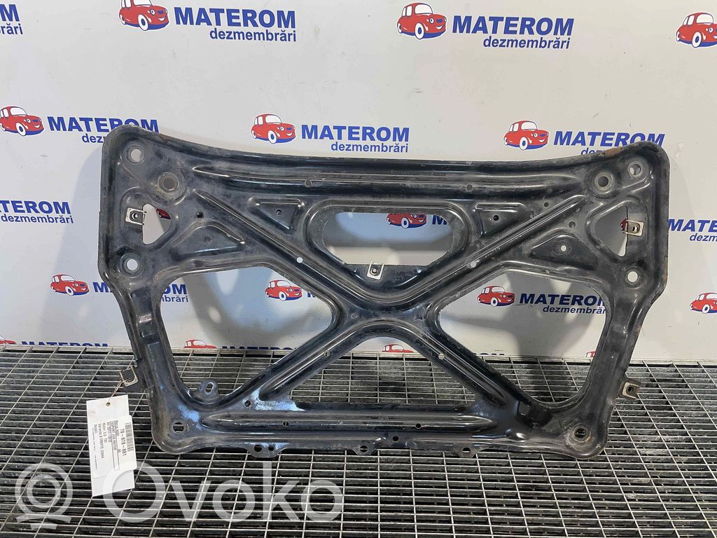 Engine mount bracket   4H0399345Q