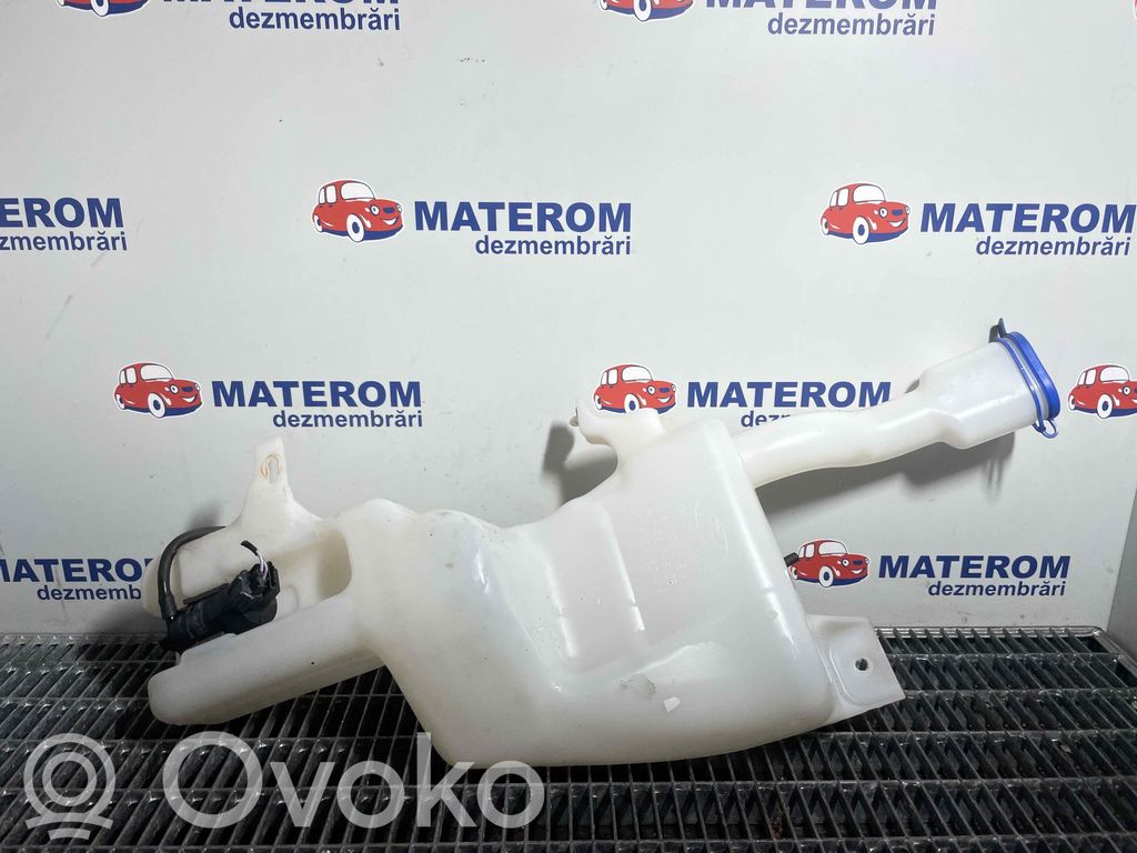 Ford Transit Courier Langų skysčio bakelis 
