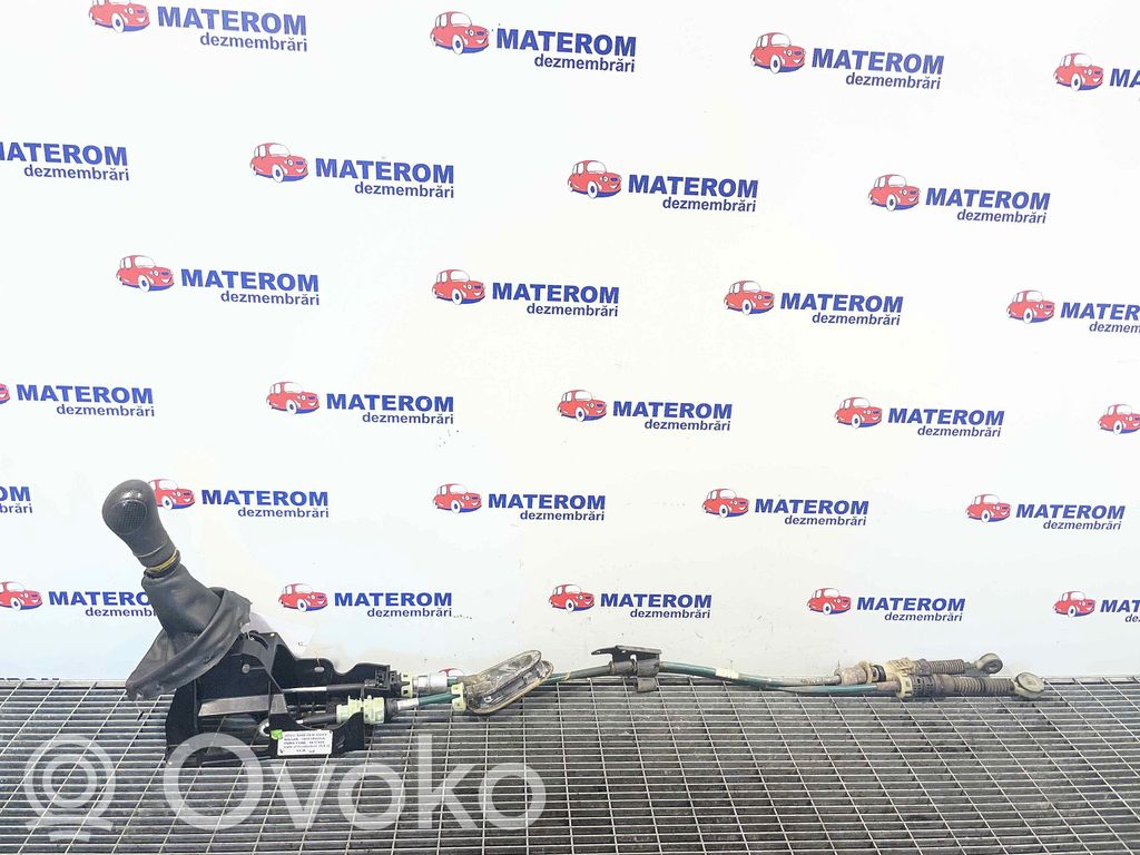 Nissan Note (E12) Gear shifter/selector 