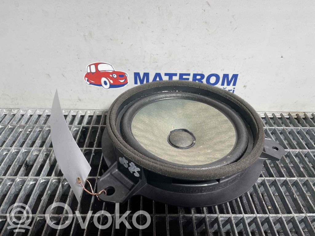 Toyota Avensis T270 Difuzor în panou 