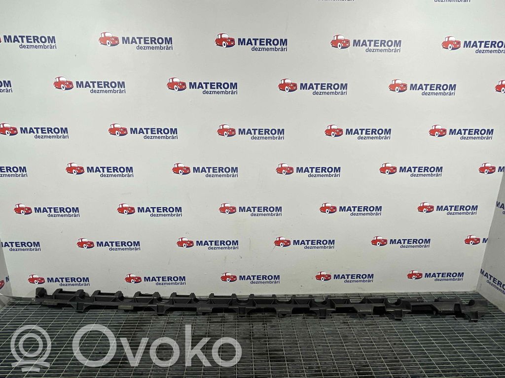 Volkswagen PASSAT B8 Listello di supporto del sottoporta