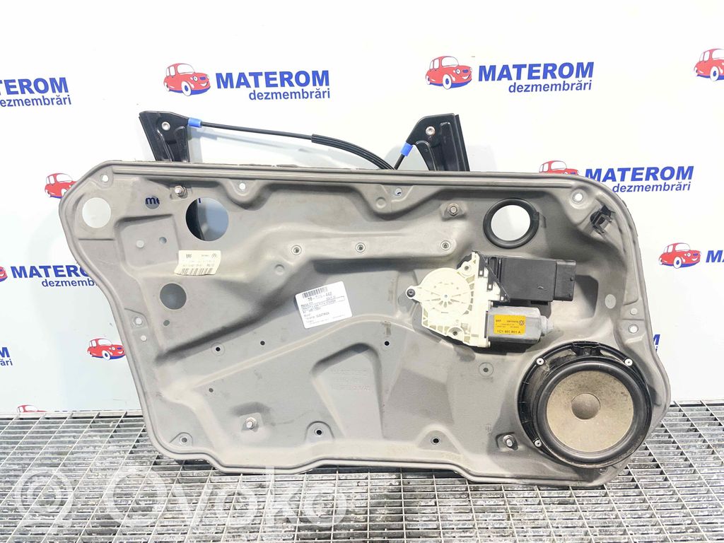 Volkswagen Golf IV Macara ușă față cu motor 