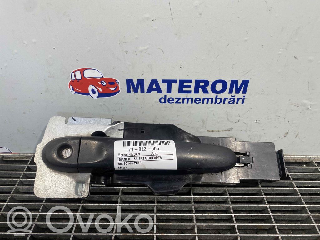Nissan Juke I F15 Manecilla externa puerta delantera 
