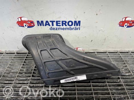Audi A5 8T 8F Owiewka / Deflektor powietrza szyberdachu 
