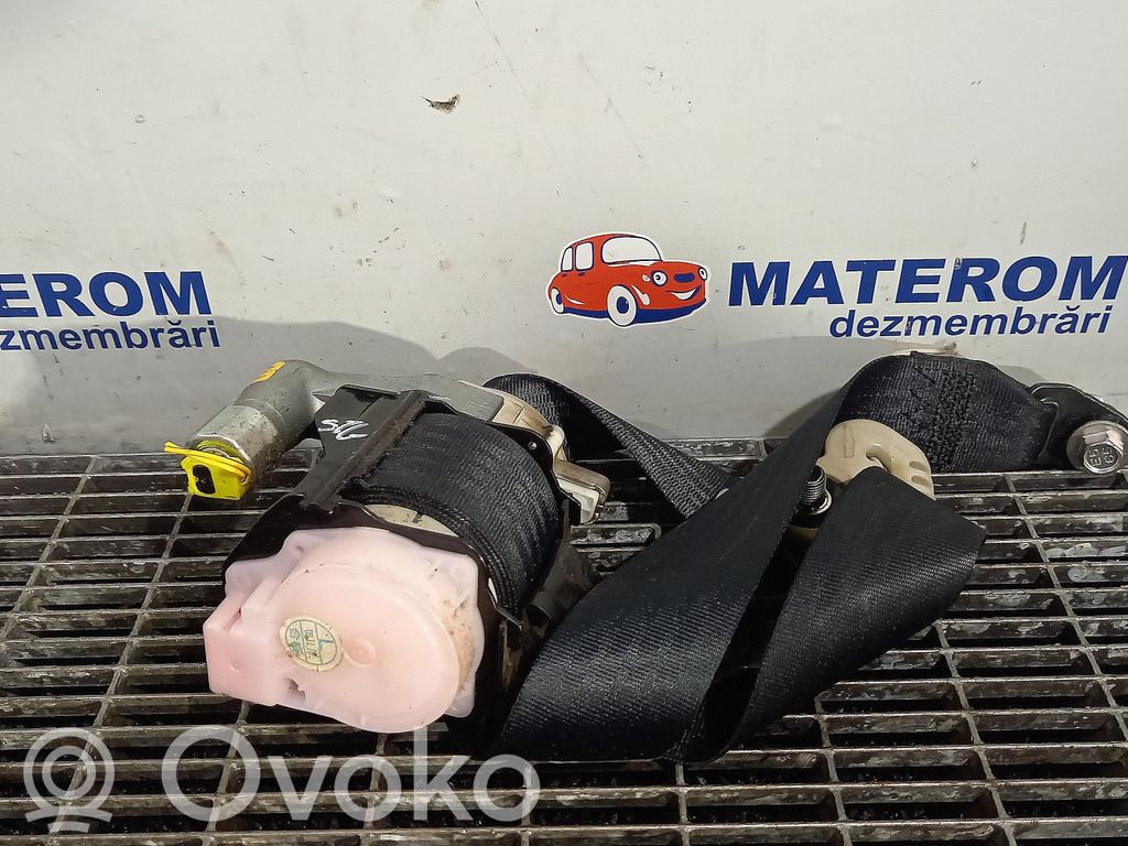 Mazda 2 Front seatbelt 