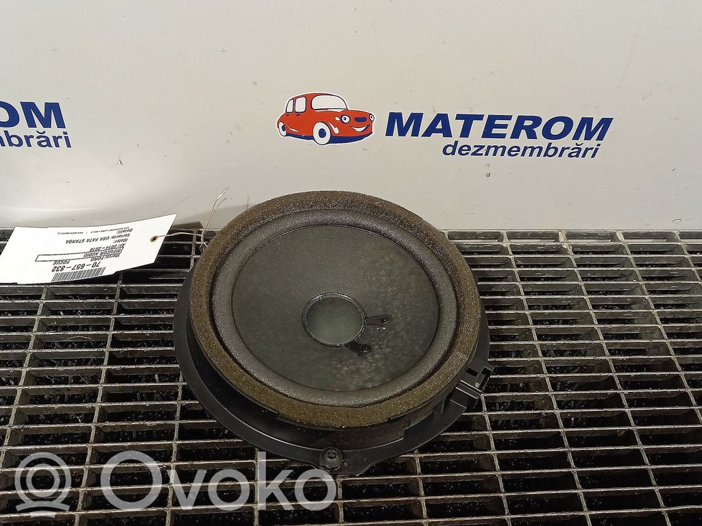 Ford Focus Front door speaker 