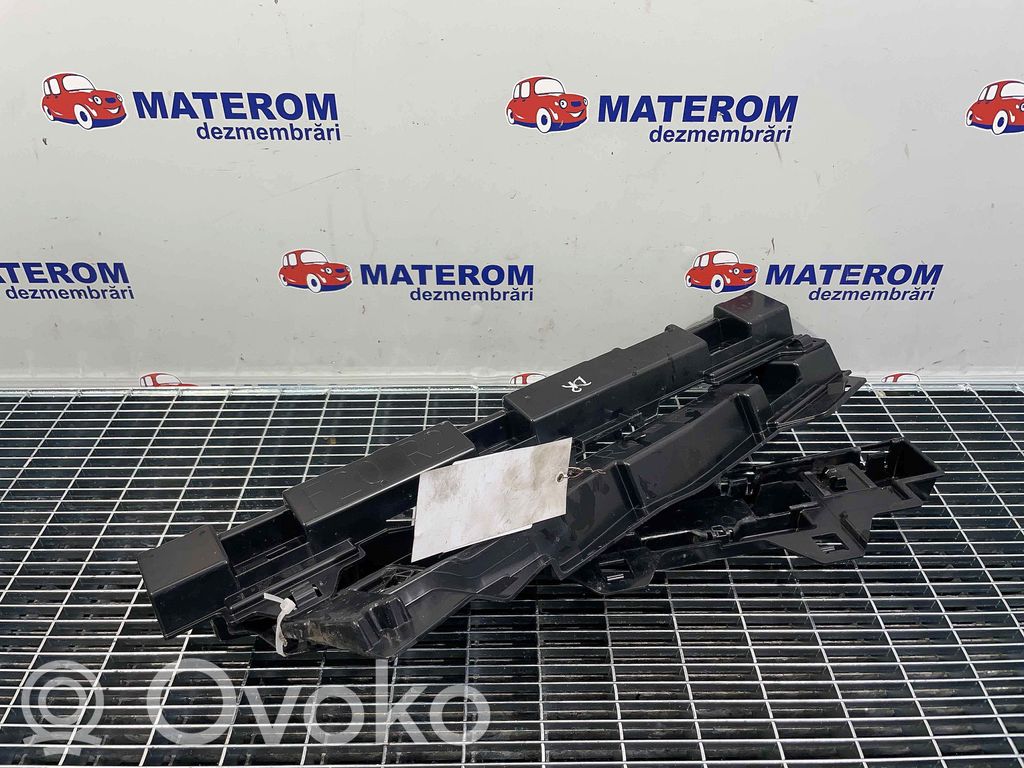 BMW 1 F20 F21 Listón sujeción faldón