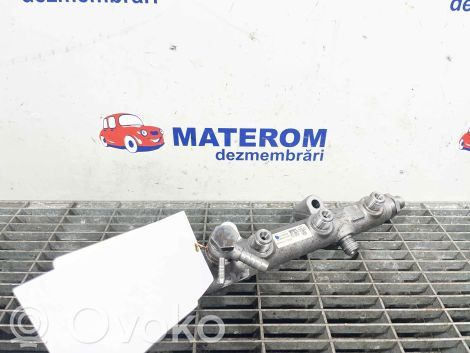Polttoainepääputki   95811011631
