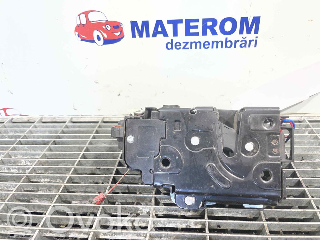 Volkswagen Polo IV 9N3 Takaoven lukko