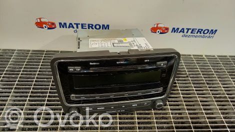 Skoda Superb B6 (3T) Panel / Radioodtwarzacz CD/DVD/GPS