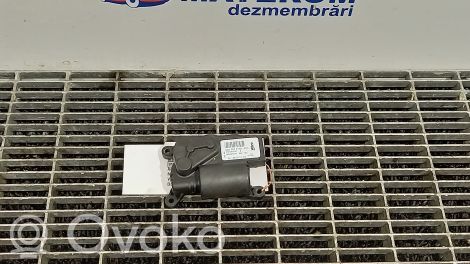 Volkswagen Golf Sportsvan Motor/activador trampilla del aire acondicionado (A/C) 