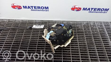 Volkswagen Golf V Etuoven lukko 