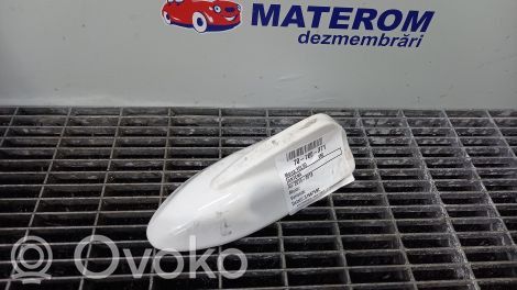 Volvo V60 Radion antenni 