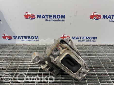 Audi A3 S3 8P Wspornik / Mocowanie silnika 