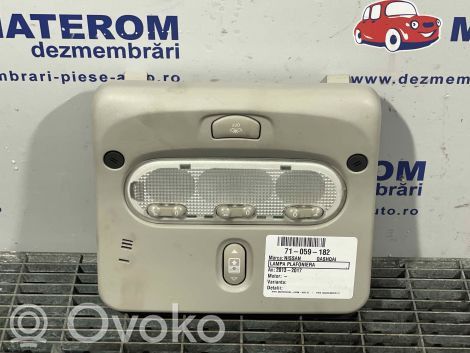 Nissan Qashqai Priekinių vietų apšvietimo žibintas 