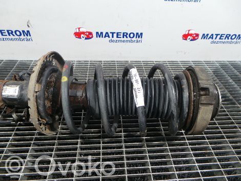 Seat Cordoba (6L) Etukierrejousi 