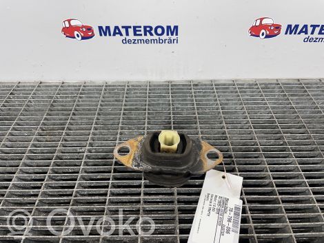 Dacia Duster Gearbox mount 