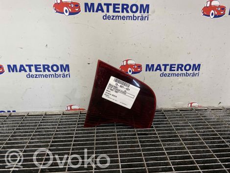 Audi A4 S4 B7 8E 8H Lampy tylnej klapy bagażnika 