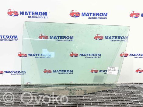 Ford Mondeo Mk III Szyba drzwi tylnych 