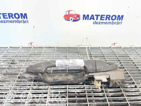 Ford Focus Klamka zewnętrzna drzwi przednich 