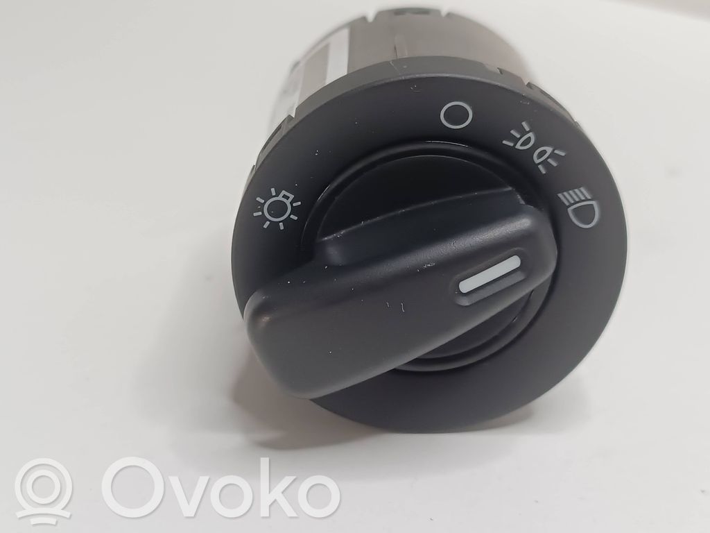 Dodge Grand Caravan Light switch 