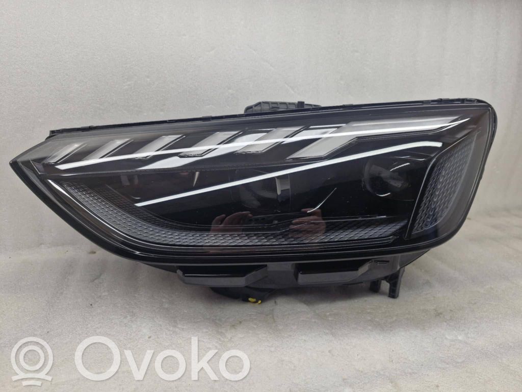 Audi A4 S4 B9 Scheinwerfer 
