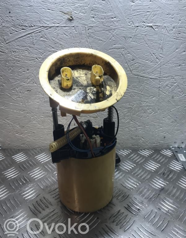 Bomba interna de combustible   16116763860