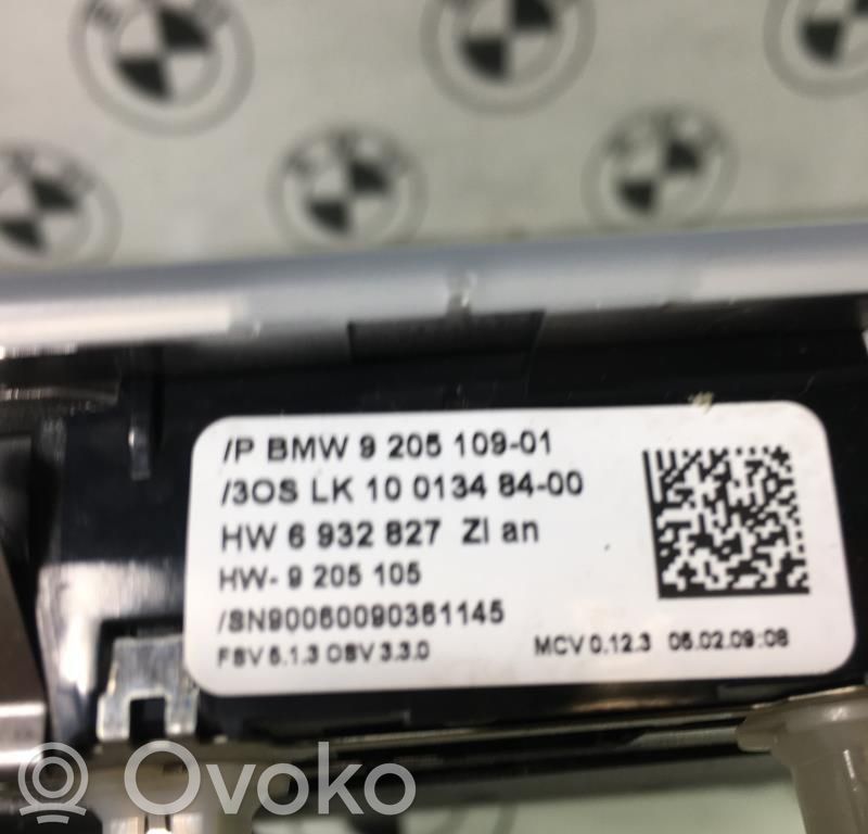BMW 1 E81 E87 Priekinių vietų apšvietimo žibintas 