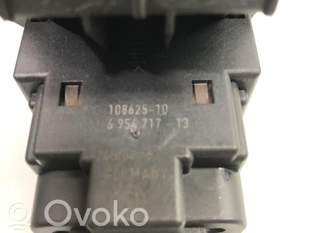 BMW 1 E81 E87 Ignition key card reader 
