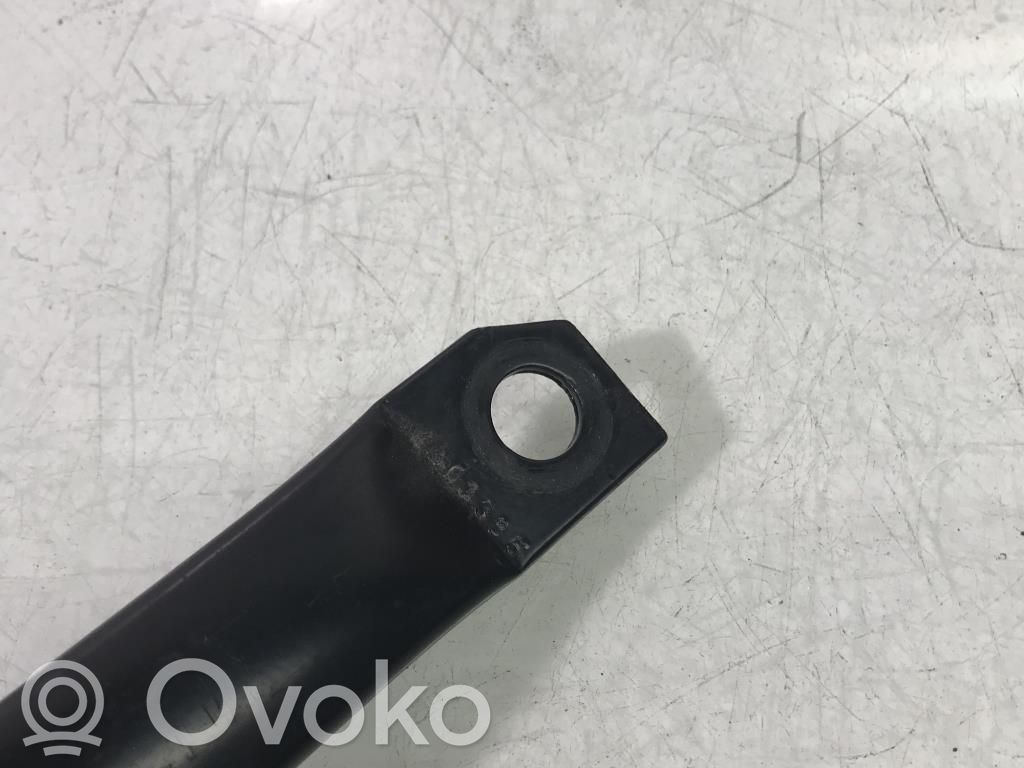 BMW 1 E81 E87 Top upper radiator support slam panel 
