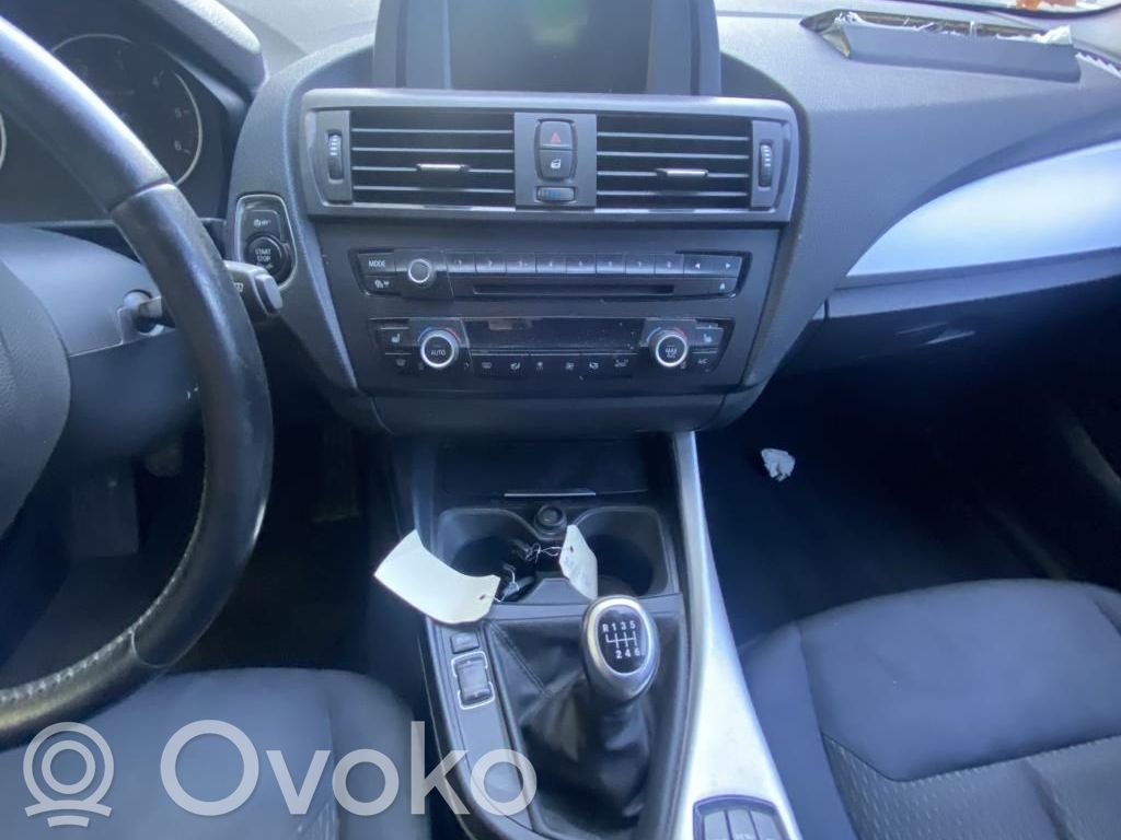 BMW 1 F20 F21 Panel / Radioodtwarzacz CD/DVD/GPS 