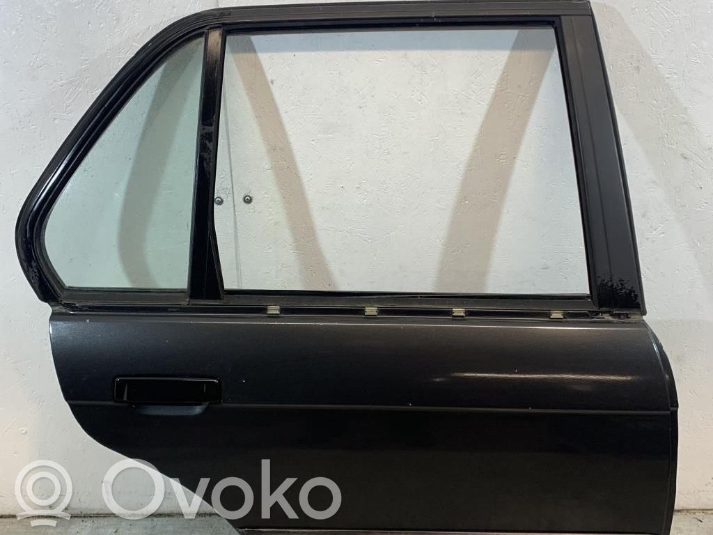 BMW 3 E30 Galinės durys 