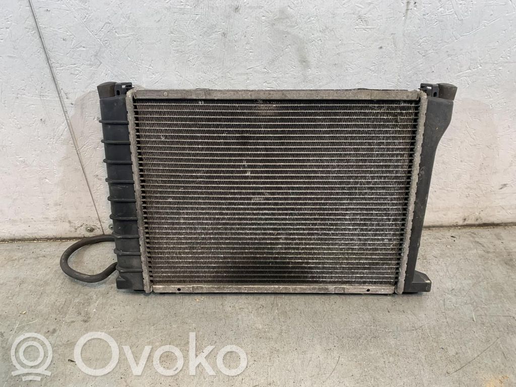 BMW 3 E30 Wasserkühler 