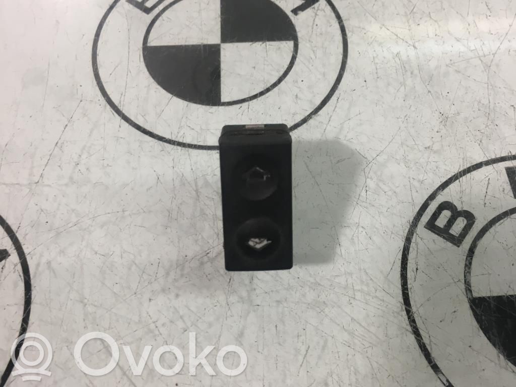 Electric window control switch   61318365300