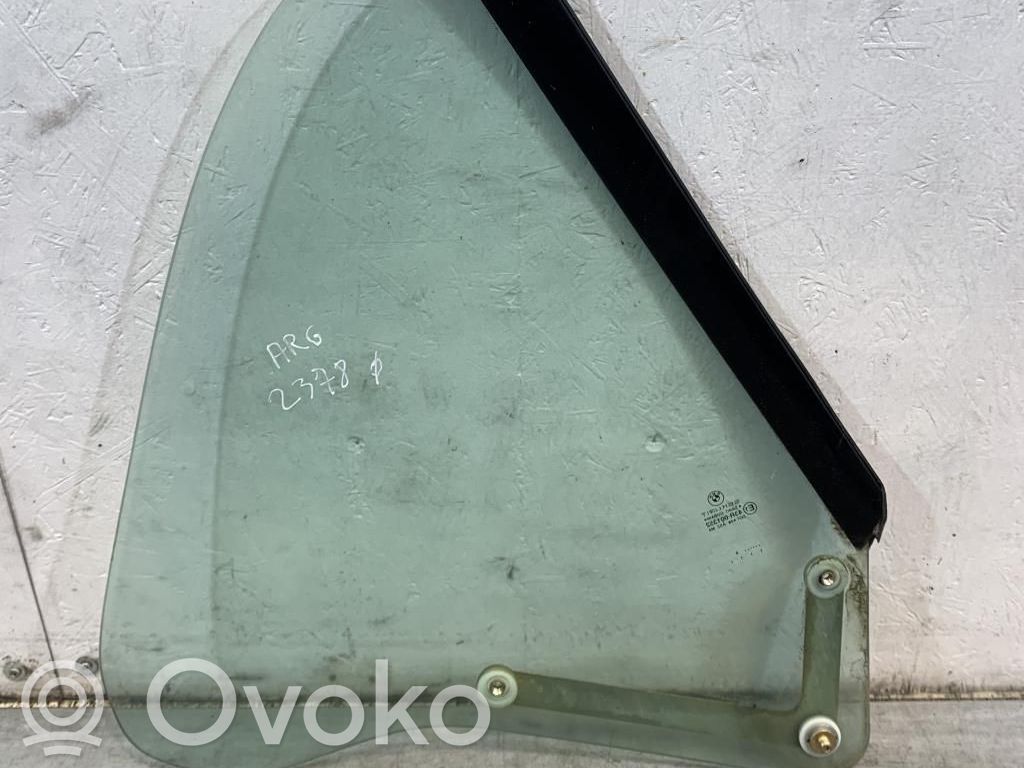 BMW 3 E36 Rear door window glass 