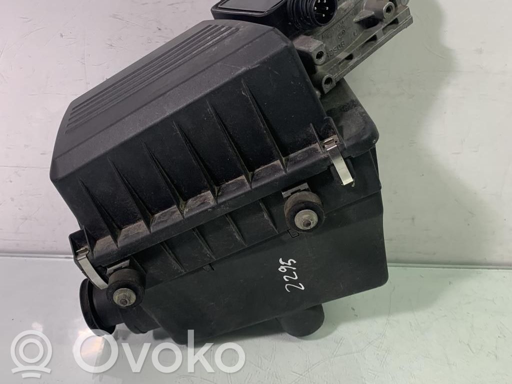 Air filter box   13711247348