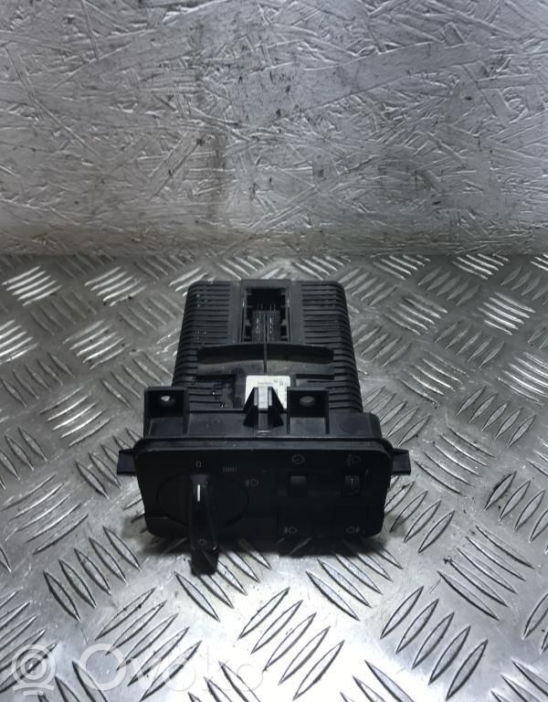 Light switch   61319133014