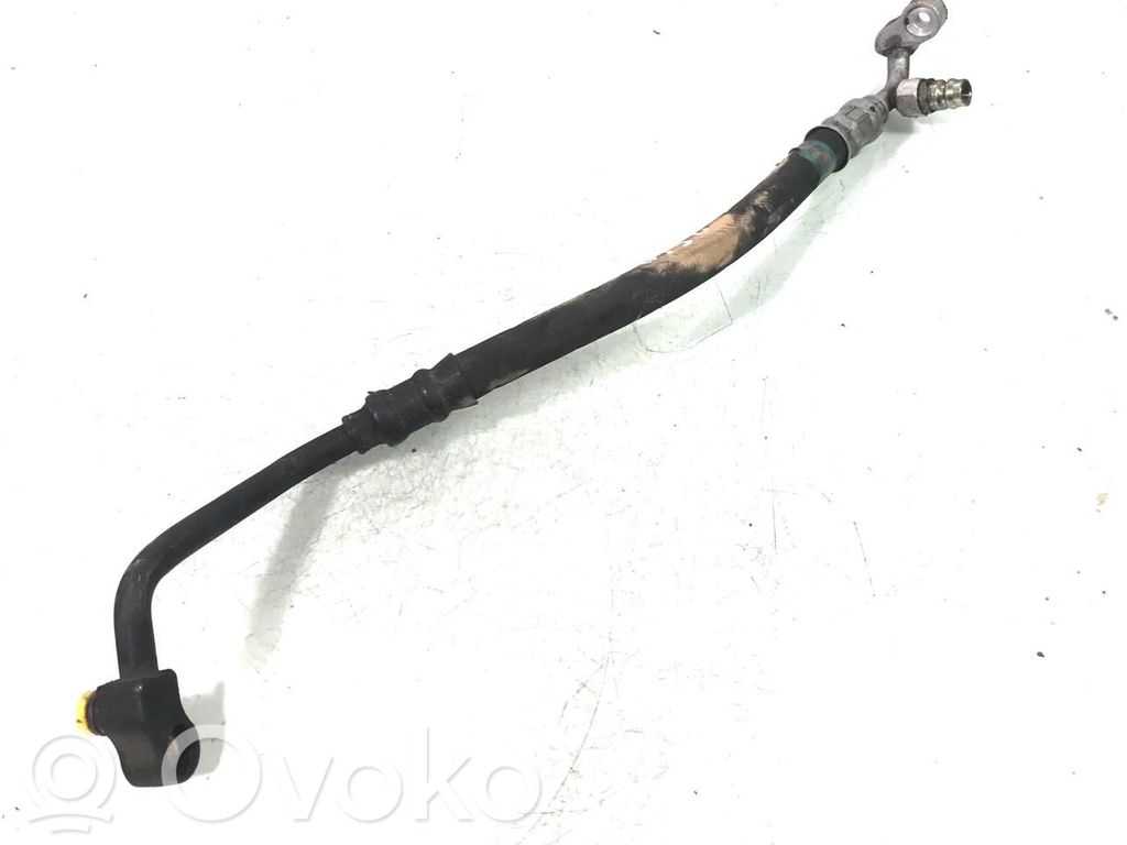 Ilmastointilaitteen putki (A/C)   64536905645