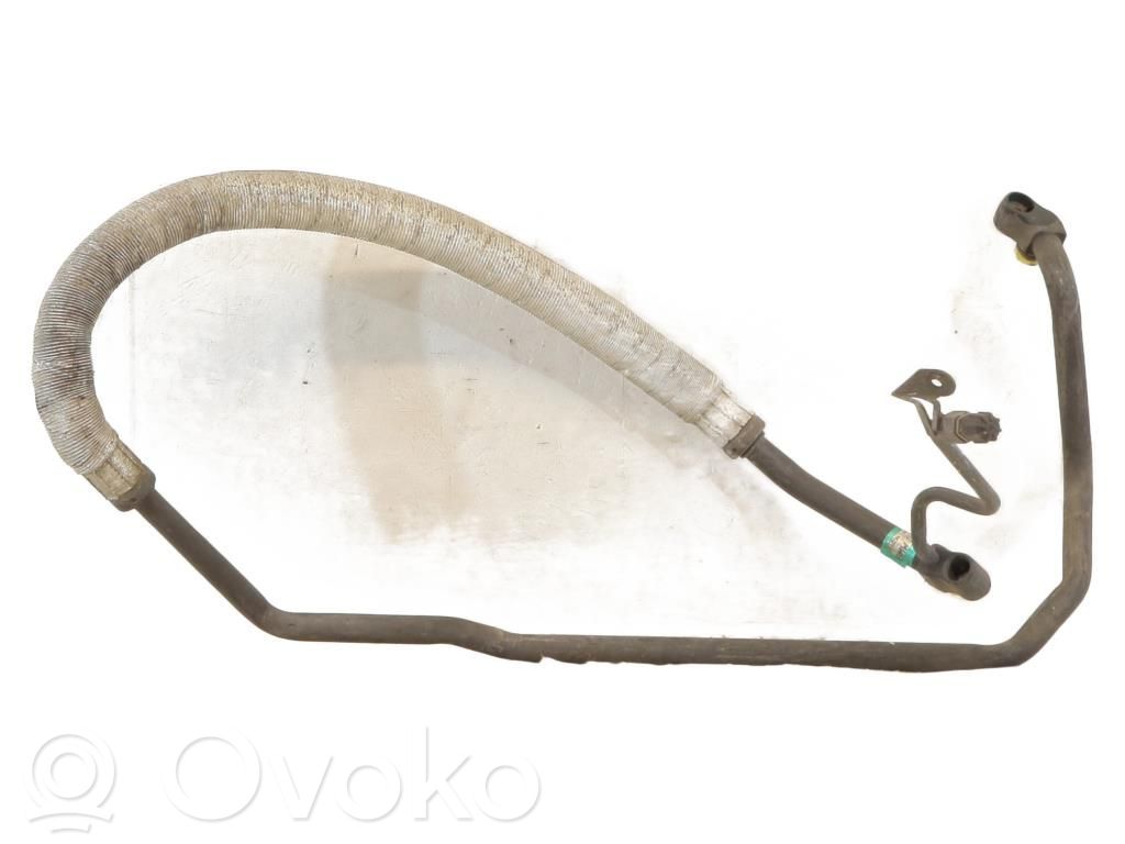 BMW 3 E46 Ilmastointilaitteen putki (A/C) 