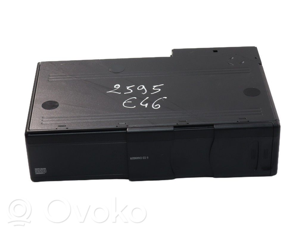BMW 3 E46 CD/DVD keitiklis 